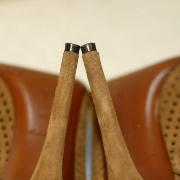 1000$ LOUIS VUITTON LV brown perforated suede open toe heels shoes 38.5 us8.5 - Picture 7 of 8